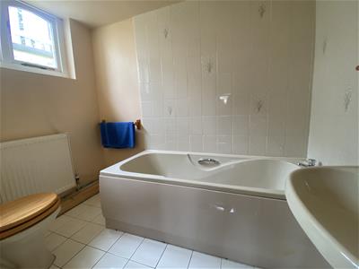En-Suite Bathroom/WC